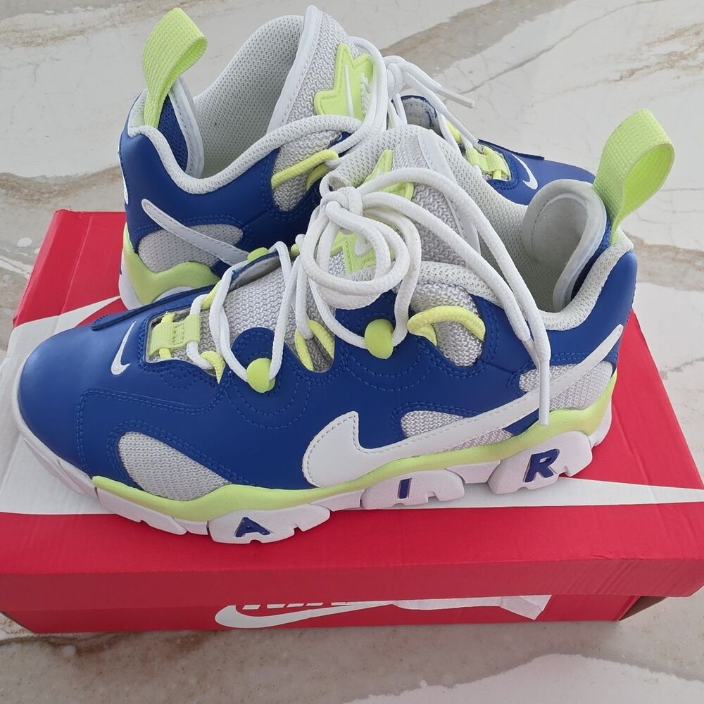 ✨️✨️NIB Nike Air Barrage Low Grade School Size 5.5y  FN6972 480✨️✨️